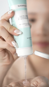 FACE UP Exfoliating Gel | Anti Aging Mengangkat sel kulit mati mengencangkan & Mencerahkan Kulit