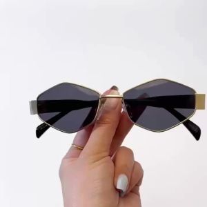 Elegant Womens and Mens Polygonal Fashion Glasses with Metal Frame Suitable for Trendy Accessories
