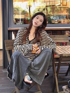 DANTING | Loose Flattering Youthful Trendy Black Striped T-Shirt Female