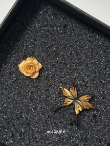 Autumn New "Dead Leaf Butterfly" Sunset Rose Butterfly Earrings Mini Korean Style Versatile Womens Jewelry Fashion Accessories