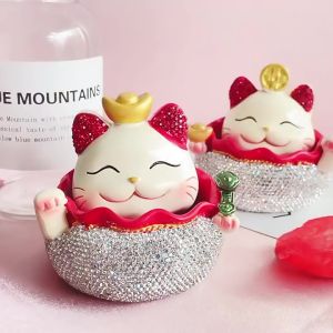 Mèo Thần Tài mẫu mới đính đá cao cấp sang trọng trang trí taplo ô tô văn phòng bàn làm việc quà tặng cao cấp