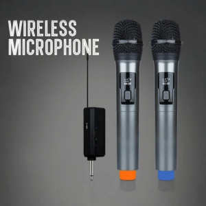 2 Pcs Mikrofon Karaoke Wireless 2 Ch 2.4GHz Frekuensi 30Hz-20Khz Kualitas Suara Jernih Baterai 800mAh
