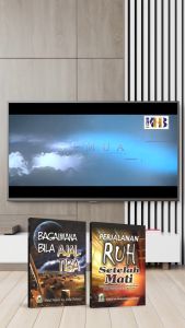 Perjalanan Ruh Setelah Mati - Khalid bin Abdurrahman asy Syayi - Bahasa Seputar Azab dan Nikmat Kubur Serta Kehidupan Alam Barzakh - Darul Haq - Soft Cover - Ayyara Store\r\n\r\n Pendahuluan\r\n\r\nPerjalanan Ruh Setelah Mati adalah sebuah buku yang ditulis oleh Khalid bin Abdurrahman asy Syayi, seorang penulis dan pemikir yang berpengalaman dalam bidang agama dan spiritual. Buku ini diterbitkan oleh Darul Haq dan tersedia dalam versi soft cover.\r\n\r\n Perjalanan Ruh Setelah Mati\r\n\r\n Definisi Perjalanan Ruh\r\n\r\nPerjalanan ruh setelah mati merujuk pada proses spiritual yang dialami oleh jiwa manusia setelah meninggalkan tubuh fisik. Dalam Islam, perjalanan ruh ini sangat penting karena menentukan nasib seseorang di akhirat.\r\n\r\n Tahap-tahap Perjalanan Ruh\r\n\r\nPerjalanan ruh setelah mati terdiri dari beberapa tahap, yaitu:\r\n\r\n1. **Azab Kubur**: Setelah meninggal dunia, jiwa manusia akan mengalami azab atau kenikmatan di kubur sesuai dengan amal ibadah yang dilakukan selama hidup di dunia.\r\n2. **Kehidupan Alam Barzakh**: Jiwa manusia akan berada di alam Barzakh hingga hari kiamat, di mana mereka akan diberi kesempatan untuk mempertimbangkan kembali amal ibadah yang telah dilakukan.\r\n3. **Hari Kiamat**: Di hari kiamat, jiwa manusia akan dikumpulkan kembali ke tubuh fisik mereka dan dinilai atas amal ibadah yang telah dilakukan selama hidup di dunia.\r\n\r\n Pentingnya Memahami Perjalanan Ruh\r\n\r\nMemahami perjalanan ruh setelah mati penting karena dapat membantu kita untuk lebih berhati-hati dalam melakukan amal ibadah dan menjaga diri dari dosa-dosa. Hal ini juga dapat membantu kita untuk lebih siap menghadapi kehidupan setelah mati.\r\n\r\n Kehidupan Alam Barzakh\r\n\r\n Definisi Kehidupan Alam Barzakh\r\n\r\nAlam Barzakh adalah tempat dimana jiwa manusia berada setelah meninggal dunia hingga hari kiamat. Dalam alam Barzakh, jiwa manusia akan mengalami azab atau kenikmatan sesuai dengan amal ibadah yang telah dilakukan selama hidup di dunia.\r\n\r\n Bagaimana Kehidupan di Alam Barzakh?\r\n\r\nKehidupan di alam Barzakh dapat berbeda-beda tergantung pada amal ibadah yang telah dilakukan oleh seseorang selama hidup di dunia. Jiwa manusia yang telah melakukan amal ibadah dengan baik akan mengalami kenikmatan, sedangkan jiwa manusia yang telah melakukan dosa-dosa akan mengalami azab.\r\n\r\n Hubungan Antara Alam Barzakh & Akhirat\r\n\r\nAlam Barzakh memiliki hubungan erat dengan akhirat karena merupakan tempat dimana jiwa manusia berada hingga hari kiamat. Di akhirat, jiwa manusia akan dikumpulkan kembali ke tubuh fisik mereka dan dinilai atas amal ibadah yang telah dilakukan selama hidup di dunia.\r\n\r\n Bahasa Seputar Azab dan Nikmat Kubur\r\n\r\n Definisi Azab & Nikmat Kubur\r\n\r\nAzab dan nikmat kubur merujuk pada pengalaman yang dialami oleh jiwa manusia setelah meninggal dunia. Azab kubur adalah penderitaan yang dialami oleh jiwa manusia yang telah melakukan dosa-dosa, sedangkan nikmat kubur adalah kenikmatan yang dialami oleh jiwa manusia yang telah melakukan amal ibadah dengan baik.\r\n\r\n Contoh Azab & Nikmat Kubur\r\n\r\nContoh azab kubur adalah penderitaan yang dialami oleh jiwa manusia yang telah melakukan dosa-dosa, seperti zina, riba, dan lain-lain. Sedangkan contoh nikmat kubur adalah kenikmatan yang dialami oleh jiwa manusia yang telah melakukan amal ibadah dengan baik, seperti shalat, puasa, dan lain-lain.\r\n\r\n Pentingnya Mengenal Bahasa Seputar Azab & Nikmat Kubur\r\n\r\nMengenal bahasa seputar azab dan nikmat kubur penting karena dapat membantu kita untuk lebih berhati-hati dalam melakukan amal ibadah dan menjaga diri dari dosa-dosa. Hal ini juga dapat membantu kita untuk lebih siap menghadapi kehidupan setelah mati.\r\n\r\n GARANSI & PENGIRIMAN\r\n\r\n Buku Baru, Original & Segel\r\n\r\nBuku yang dikirim BARU, ORIGINAL DAN SEGEL.\r\n\r\n Paket Dibungkus dengan Baik\r\n\r\nPaket dibungkus dengan baik Insya Allah aman sampai tujuan.\r\n\r\n Garansi Penggantian Buku\r\n\r\nApabila terdapat kerusakan/kehilangan saat pengiriman, GARANSI penggantian buku.\r\n\r\n Harus Menggunakan Foto & Rekam Saat Membuka Barang\r\n\r\nHarus menggunakan FOTO & REKAM saat membuka barang ketika sudah sampai!!!