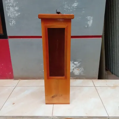 kotak amal 20cm tinggi 50 cm pake kaki