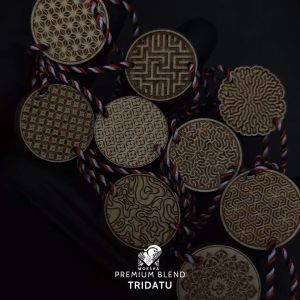 Gelang Tridatu Premium Blend Moksha: Aksesoris Spiritual untuk Keberuntungan