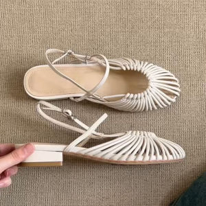 FANGXI | Retro Roman Round Toe Buckled Peep Toe Leather Sandals
