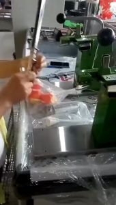 เครื่องรัดปากถุงพลาสติก แมนนวลรัดถุง ใช้ลูกแม๊กซ์