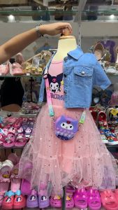 พร้อมส่ง! ชุดเดรสเด็กผู้หญิงสไตล์เกาหลี/ญี่ปุ่น เดรสฟรุ้งฟริ้ง+เสื้อครอปยีนส์แขนสั้น+กระเป๋า ชุดออกงาน/ไปเที่ยว น่ารัก