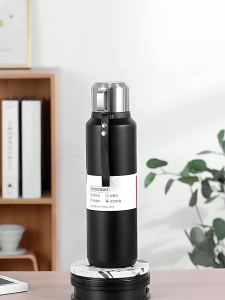 Water bottle 1500ml all-steel large-capacity thermos bottle 316 stainless steel 24-hour insulation thermos bottle（水瓶/保温瓶）