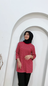 Kaos Wanita High Slit Salur Baju Panjang Kerah Oblong Nyaman Belah Samping Kaos Oversize Salur Murah