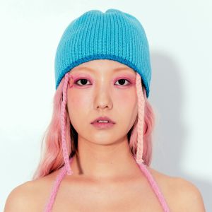 CUPPA Beanie (5 สี) หมวกไหมพรม ดีเทลเปีย 2 สีห้อย ๆ น่ารักสุด ๆ สไตล์ไอดอล ลุคสตรีท