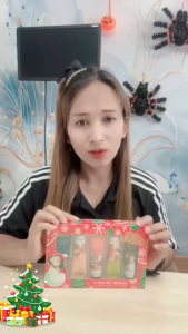 ชุดครีมทามือคริสต์มาส SADOER ( Give Set Christmas Hand Cream) 5 ชิ้น