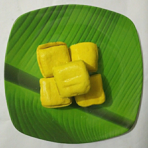 tahu kuning mentah fresh isi 8