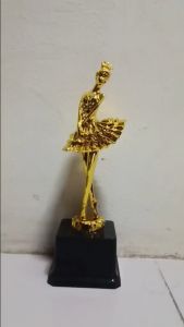 Universal Human Ballerina Dancer Trophy Height 27cm (YG-258)( Customize Available )