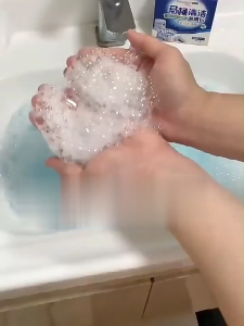 Tablet Pembersih Toilet Isi 12pcs Penyegar Kloset / Pengharum Toilet Basmi Bau Tidak Sedap CF C1040