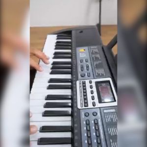 Benston 61 คีย์บอร์ดสำหรับเด็กผู้ใหญ่ คีย์บอร์ดไฟฟ้า มัลติฟังก์ชั่น เปียโน เรียนดนตรี