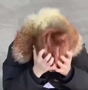 [ผมเรียบลื่น]💞ขจัดรังแค ยาสระผมแก้เชื้อรา500ml แชมพูรักษารังแค ขจัดรังแค แชมพูคัน แชมพูเกลือทะเล แชมพูแก้คันหนังศรีษะ ยาสระผมรังแค แชมพูขจัดรังแคกลิ่นหอมติดทนนาน ปริมาณเยอะ 500ml ปรับปรุงผมมัน กำจัดรังแคและแก้คัน บำรุงหนังศรีษะ