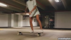 Freestyle สเก็ตบอร์ด Longboard Dancing สเก็ตบอร์ดยาว ลองบอร์ด107cm สเก็ตบอร์ดผู้ใหญ่ ระดับมืออาชีพ สเก็ตบอร์ดเล่นท่า วัยรุ่น สเก็ตบอร์ดมือโปร