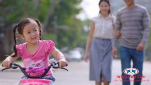 Xe Đạp Trẻ Em Nhựa Chợ Lớn 12 inch K118 Có Đèn Dành Cho Bé Từ 2 - 4 Tuổi