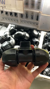 Fitting Pipa HDPE Male Tee / Tee Drat Luar HDPE 40 MM X 1 1/4  INCH