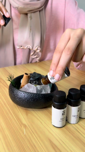 6 in1 Essential Oil Set Pros Healing Spiritual Energy Meditation Mryyh Petitgrain Guaiacwood Valiant Grace Serenity 精油 香薰 正 疗愈 净化 正能量 冥想 没药 苦橙 愈创木 檀香木 鼠尾草