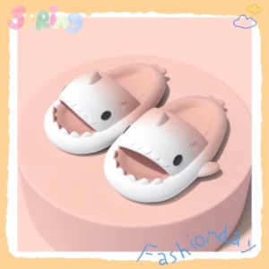 LHSunshine แนะนำ รองเท้าแตะลำลอง ใส่ไปเที่ยวทะเลคือเก๋นะแกร๊ สีหวานถูกใจเจ้มากกก จิ้มตะกร้าโล้ดดดด เพียง 600 บาท