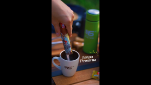 [ MIX & MATCH BUNDLE ] NS 3 in 1 White Coffee (1 Pack) + NS 3 in 1 White Coffee No Sugar (1 Pack) - HALAL