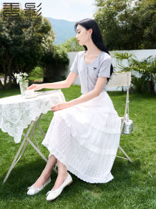 Gray V-Neck Short Sleeve T-Shirt Womens Summer New Sweet Slimming INS Style Shoulder Borehole Butterfly Knot Pure Color Commute