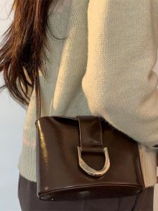 2023 ใหม่มาถึงผู้หญิงมินิสแควร์กระเป๋าHorsehoe BUCKLEแฟชั่นไหล่กระเป๋าถือทุกวันหนังเทียม