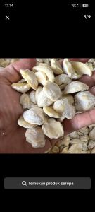 1 kg KEMIRI PECAH  HARGA MURAH KUALITAS PREMIUM DIKEMAS DENGAN KEMASAN ANTI JAMUR MASA SIMPAN 6 BULAN