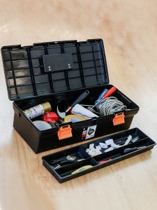 กล่องจัดระเบียบอุปกรณ์เครื่องมือขนาดใหญ่แบบพกพา Iris Plastic Organizer Boxสำหรับใช้ในบ้านและในรถ