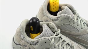 YGB แคปซูลดับกลิ่นเท้า รองเท้าเหม็น รองเท้าอับ สาเหตุการเกิดกลิ่นเท้า ช่วยให้กลิ่นหอม