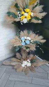 คลินิก ดอกไม้จัดงานแต่งแบบสำเร็จ ติดฉากด้านบน ส่งจากไทย สำหรับงานประดับ,ตกแต่ง แบร็คดร๊อปถ่ายรูป งานแต่ง ร้านกาแฟ