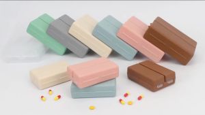 Travel Pill Organizer 7 Compartments Pills Box Portable To Hold Vitamins Medication or Earrings Screws and Other Small Items