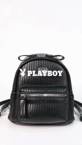 PLAYBOY รุ่น Mofu Mini Backpack กระเป๋าเป้ผู้หญิง รหัส ST-BS254PB150 ดีไซน์ Mini Backpack หนังลายทางปั้๊มจมโลโก้ มี2สี  Rich Black และ Opal  White
