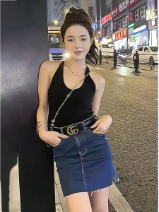 กระโปรงยีนส์ทรงเอเอวสูง ปิดกาว ทรงเอ ทรงเข้ารูป สำหรับผู้หญิง ฤดูร้อน 2024 กระโปรงสั้นทรงเอเอวสูง สไตล์เกาหลี