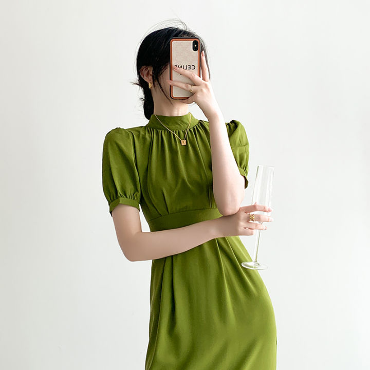 Mùa hè năm 2021 váy mới màu xanh lá cây đậm ngắn tay mỏng cỡ lớn
