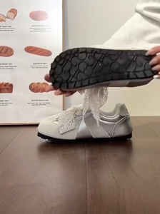 [BISA COD] Sepatu Jeni Free Boxes + 2 Tali Sepatu Wanita Fashion Sneaker Model Terbaru Size ( 36-40 )