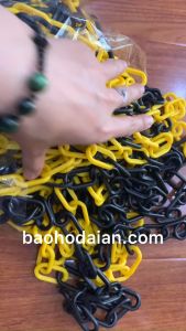 Dây xích nhựa rào chắn phân làn cảnh báo phi 6 dài 25m