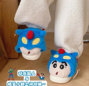 อะนิเมะ Crayon Shin-Chan รองเท้าแตะผ้าฝ้าย แบบไดนามิกซูเปอร์แมนกันลื่นในบ้านรองเท้าแตะคู่ฤดูหนาว