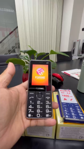 Điện thoại 4G Forme D888 - 4G VoLTE màn hình 24inch pin 1800mAh