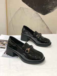 British Style Womens mid Heel Chunky Sole Loafers Spring 2025 New Retro Japanese Style Painted Leather Flat Shoes