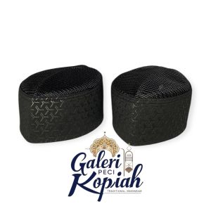 PECI SONGKOK HITAM MOTIF JARING TERBARU KOPIAH PRIA DEWASA TERMURAH DAN TERLARIS
