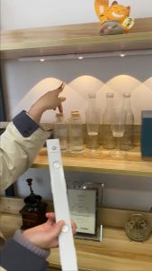 LUCKYLED 20/40/60CM โคมไฟกลางคืน 3-Color Dimming LED ไฟเซนเซอร์ ไฟประดับตู้ USB ชาร์จได้ Ultra Thin ลดความลึก สำหรับผ้า