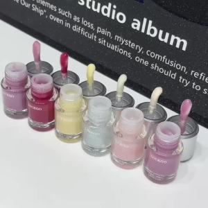 Glittering Mirror Lip Glaze Watery Shimmering Light Lip Gloss Makeup 6 Colors Hydrating Moisturizing Long Lasting