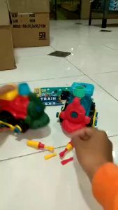 Mainan Anak DIY Train Bongkar Pasang OCT 5743 Murah | Mainan Anak Edukasi Kereta Lokomotif Bongkar Pasang Set Obeng Terbaru | Mainan Anak Take Apart Train Bisa Dibongkar Dan Pasang Bahan Plastik Berkuaitas