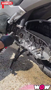 ไม่ต้องฝาก คุณค่าถูกต้อง - ฟรี แถมผ้าเช็ดป้องกันฝ้า LUBE71 WOW SPRAY 2 กระป๋อง 600 มล