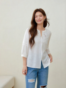 QLX | Breathable V-Neck Large Size Womens Shirt