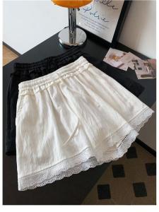 กางเกงขาสั้นผ้าไหมน้ำแข็งทรงหลวมเอวยางยืดลายลูกไม้เนื้อนุ่มและสวมใส่สบายสำหรับผู้หญิงในฤดูใบไม้ผลิปี 2025