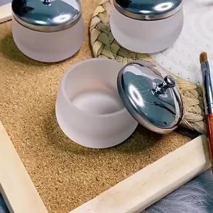 1 Hộp Đựng Bột Acrylic Dung Dịch Hình Tròn Chất Liệu Thủy Tinh Pha Lê Dùng Cho Làm Móng Có Nắp Đậy Dành Cho Phụ Kiện Trang Trí Móng